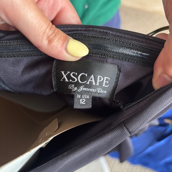 One Shouldered Gown with Embellishment - Picture 4 of 4